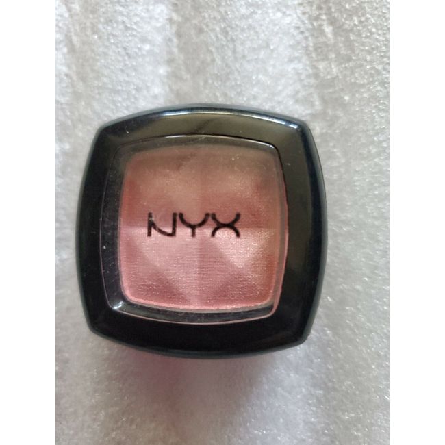 NYX Cosmetics Eye Shadow Singles Ballerina Dream face ES153A