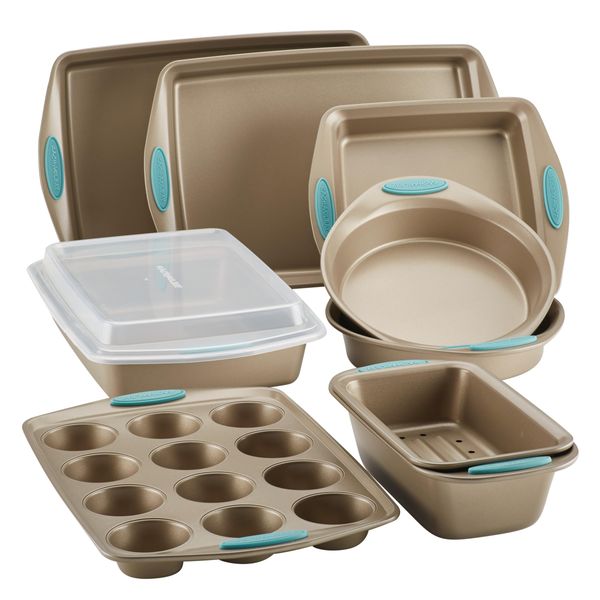 Rachael Ray 47578 Cucina Nonstick Bakeware Set with Grips Includes Nonstick Bread Pan, Baking Sheet, Cookie Sheet, Baking Pans, Cake Pan and Muffin Pan - 10 Piece, Latte Brown with Agave Blue Grips