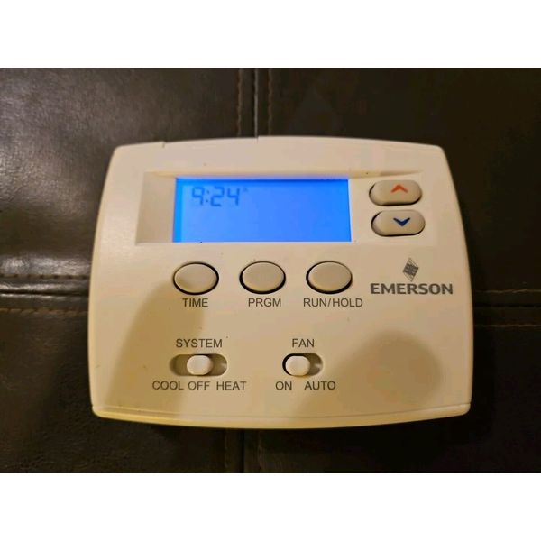 Emerson 1F80-0261 Single Stage 5/1/1 Prog. Digital Thermostat (Wall Unit Only)