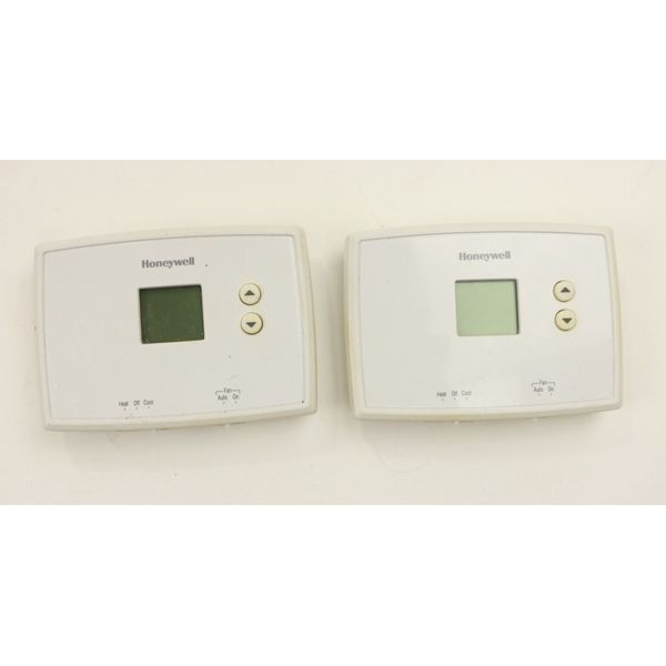 2 Honeywell RTH111B1024 Digital Non-Programmable Thermostat