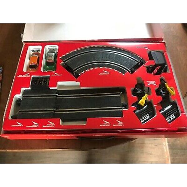 SCX 1:43 GT TOURING CAR CHAMPIONSHIP SLOT CAR RACE SET #31330