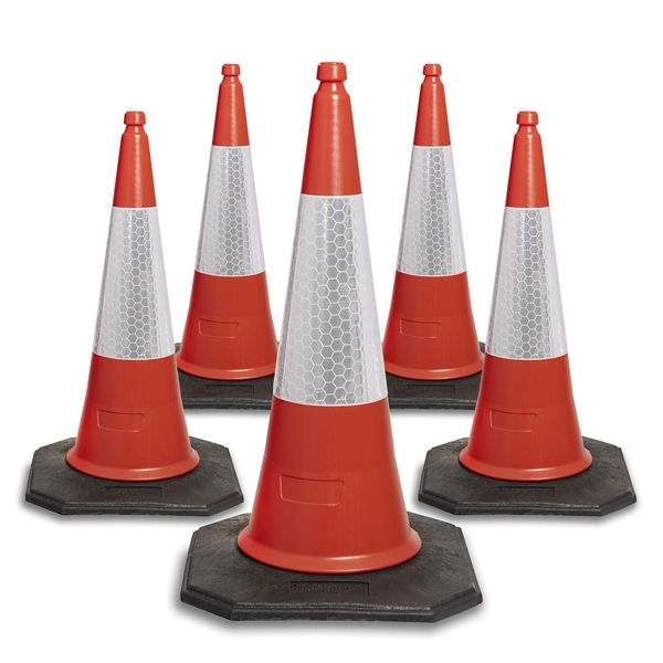 Pack of 5 Red traffic cones 750mm by innovatus