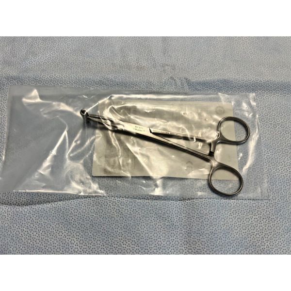 V. Mueller SU970 Pratt-Smith Hemostatic Forceps Concave T-Shaped Jaws, 6" Length