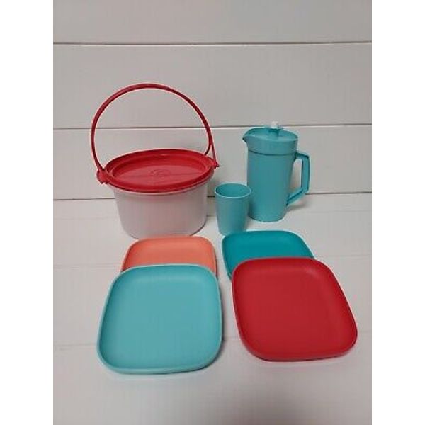 Tupperware Play Set Kids Mini Cake Carrier Pitcher Plates Cup 7pc