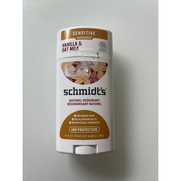 Schmidt’s Vanilla & Oat Milk Deodorant  Sensitive Skin 2.65oz …C