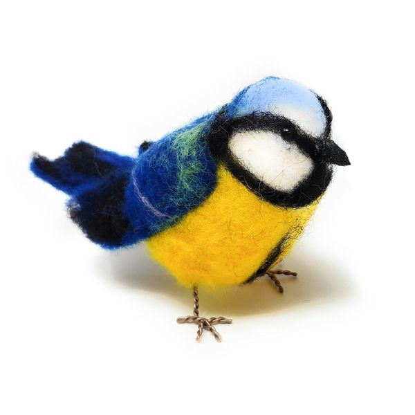 The Crafty Kit Company British Birds Blue Tit Needle Felting Craft Kit for Beginners Including Corriedale Wool, Needles and Instructions