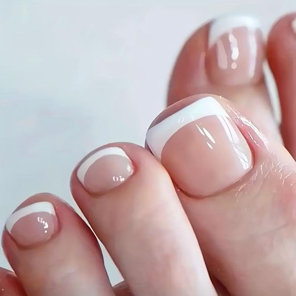 24PCS White French Press on Toenails Short Square - WLGDLH Fake Toenails Nude Fake Toe Nails Press Ons with Glossy Solid Color Toe Nail Tips for Women Acrylic Full Cover Toe Nails Press On