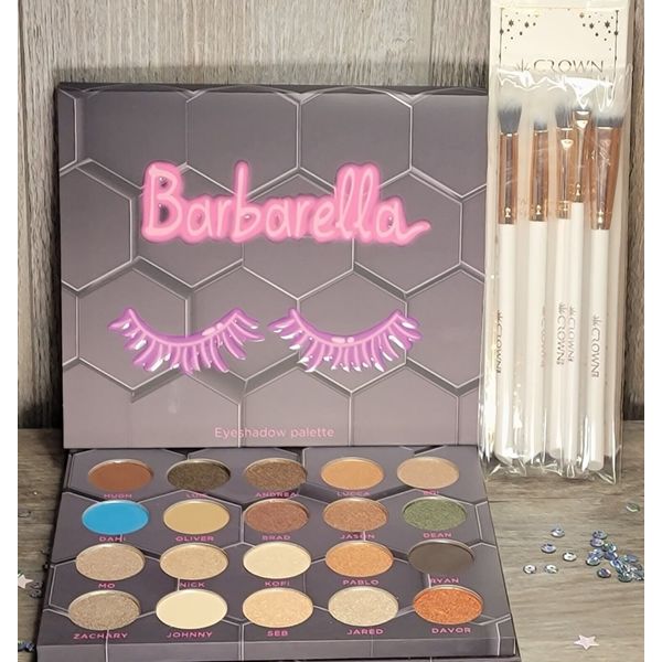 BNIB BEE-BEAUTY LONDON Barbarella Eyeshadow Palette & Crown 5 pc Luxe Brush Set