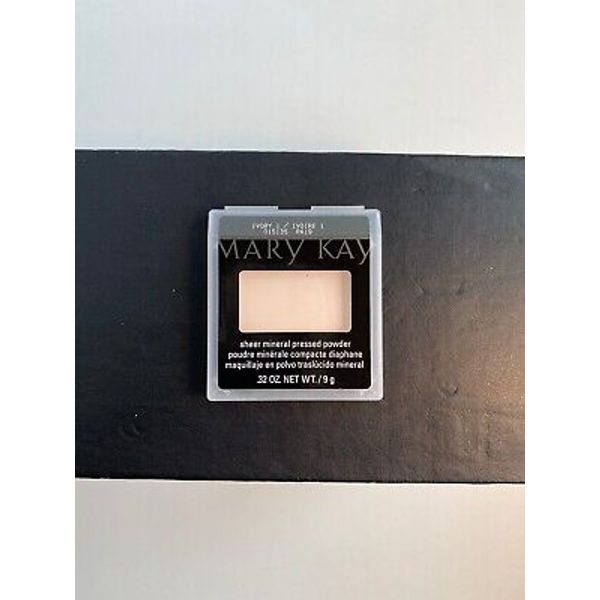 Mary Kay Sheer Mineral Pressed Powder Ivory 1  New in Plastic Package / Box