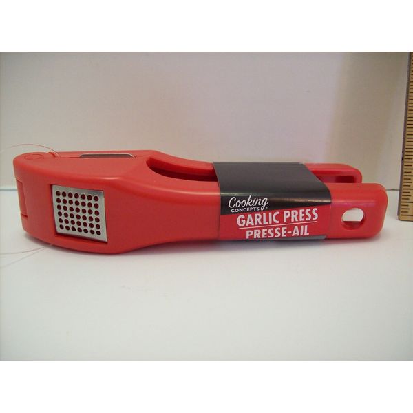 Garlic Press - Red - NEW