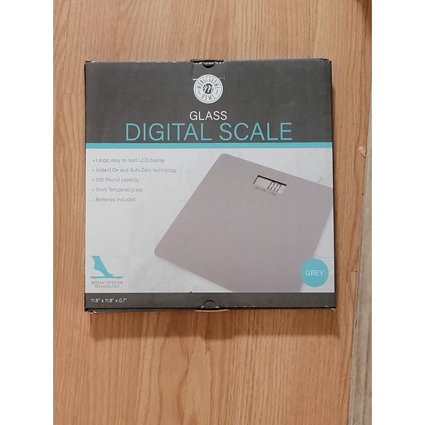 MONONOCHROME HOME GRAY GLASS DIGITAL BODY WEIGHT SCALE 330 LB CAP NIP