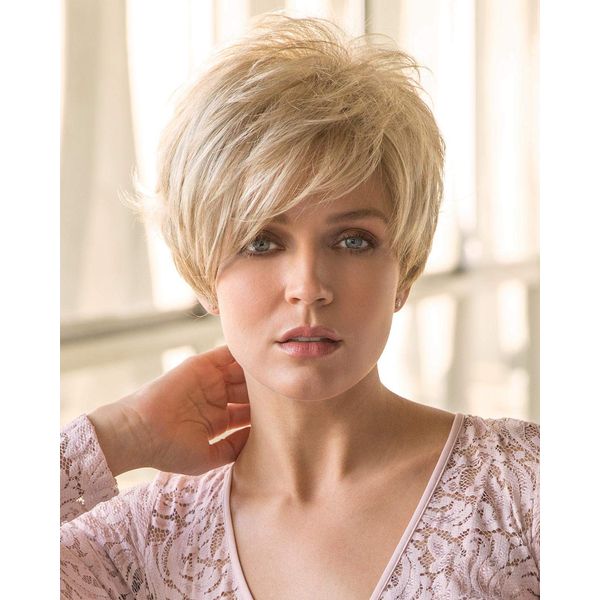 GIA - Color: CREAMY BLONDE