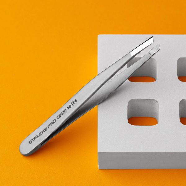 STALEKS PRO Expert 10/4 Precise Stainless Steel Eyebrow Tweezer
