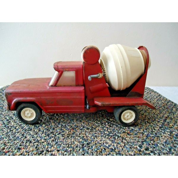 Vintage Tonka Cement Mixer Truck " GREAT COLLECTIBLE ITEM "