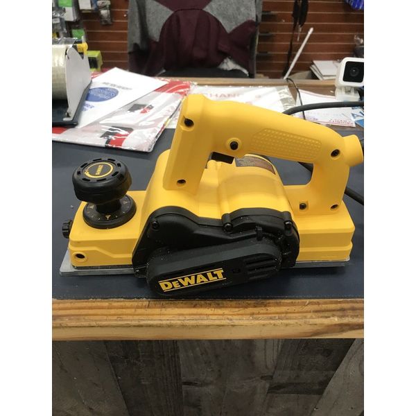 DEWALT D26676 3-1/4in Portable Hand Planer