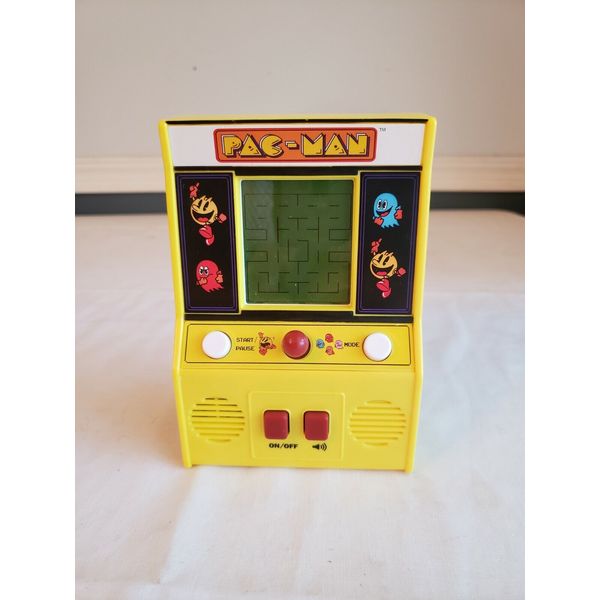 6" PAC-MAN Mini Arcade Handheld Video Game Bandai Namco Toy WORKS #09521