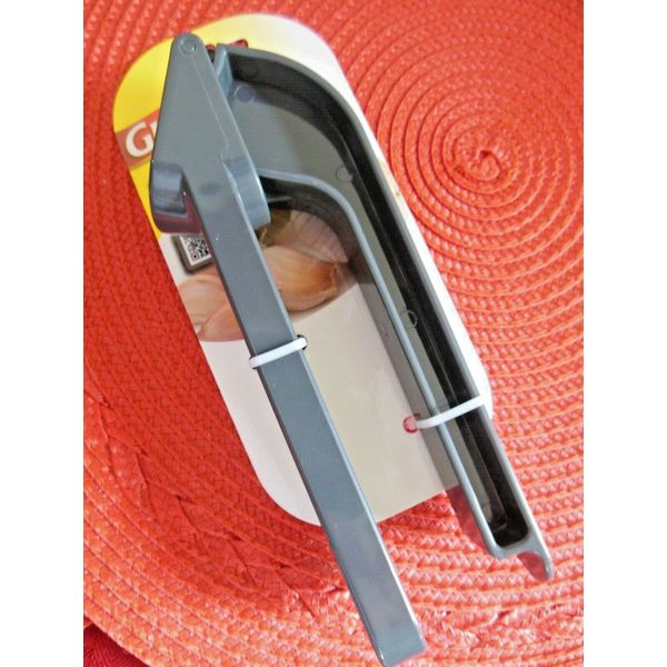 GLAD **{  GARLIC  PRESS  }*** Free  Shipping**