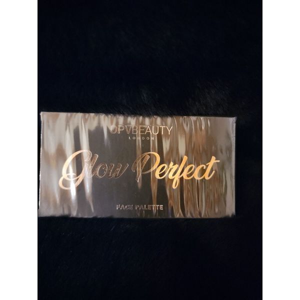 OPV BEAUTY  Glow Perfect Face Palette in Shade 3 - 13.5 g - New In Box & Sealed