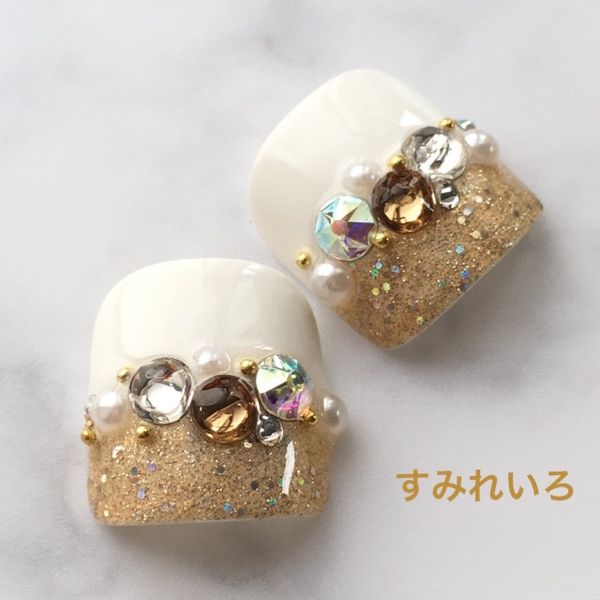 Foot Nails Nail Tips Pedi Tips Foot Tips Take your pedicure to the next level with nail gel nails that are the perfect size for your 2 thumbs!<br> Summer nails in the marine or beach ☆ Also great for yukata and ☆ Pearl page gold stone〈Product No. 1563〉