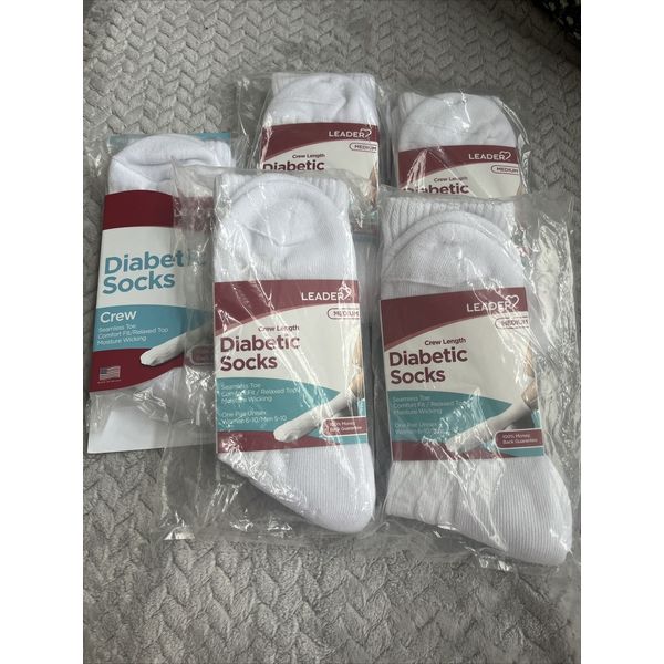 5 Pair Leader Diabetic Socks Crew & Diabetec Socks Seamless