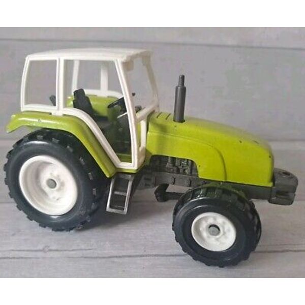 MAJORETTE Green cabbed model Tractor 1:43 Working Trailer Hitch