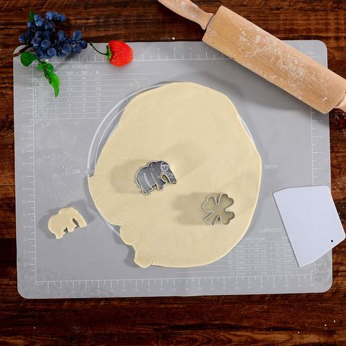 SUPER KITCHEN Non-Slip Silicone Pastry Mat with Measurement 50×40 cm for Silicon Baking Mats, Non-Stick Dough Rolling Kneading Mat, Table Place Mats, Fondant Icing/Bread/Pizza/Pie Mat (Grey)