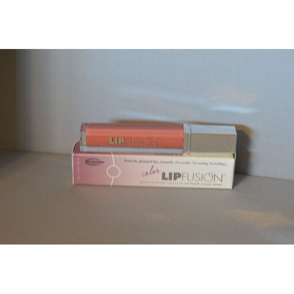 LIP FUSION MICRO INJECTED COLLAGEN LIP PLUMP   SUN  0.29 OZ NIB
