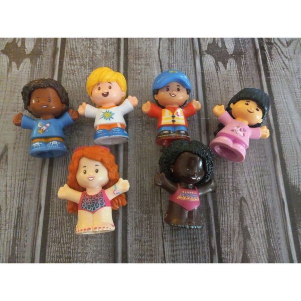 Mattel Fisher-Price Little People Lot of 6 toy figures