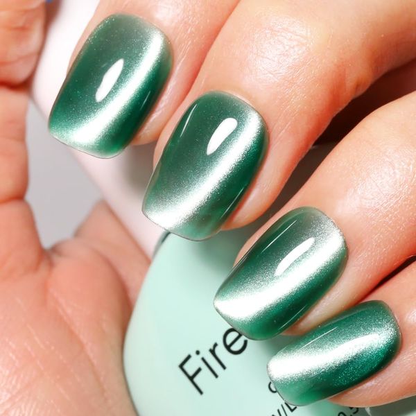 Firedeep Green Cat Eye Gel Nail Polish 16ml Emerald Green Colors Gel Polish Holographic Glitter UV/LED Gel Polish for Nail Art DIY at Home Manicure with Magnetic Stick