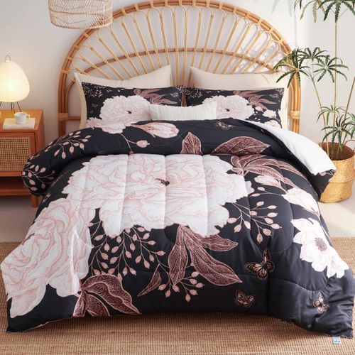 Bildenly Black Floral King Size Comforter Set - White Flower Print on Black King Quilt Bedding Set, Elegant Flower Bed Set, Lightweight Comforter(104''x90'') for All Season, 2 Pillowcases(36''x20'')