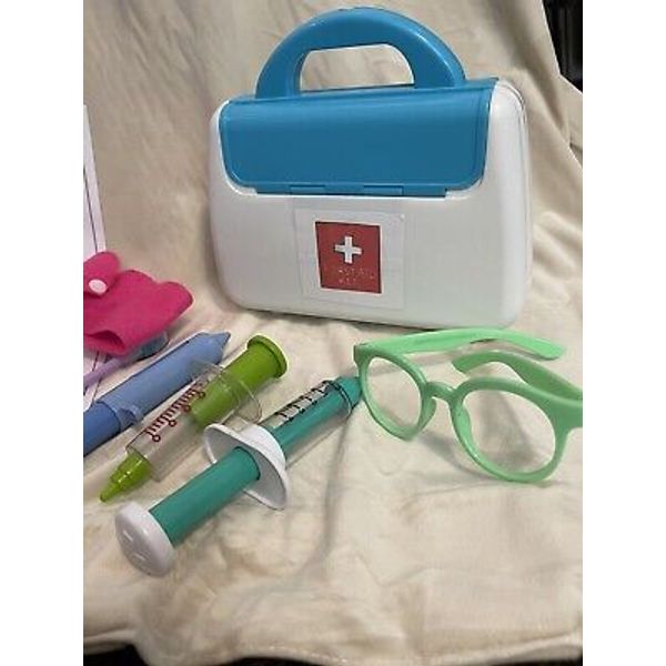 Kids Play Doctor Set W Carrying Case Blood Pressure Cuff Glasses Patient Sheet