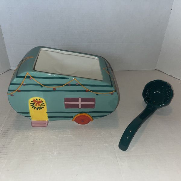 RV / Camper Themed Punchbowl & Ladle  ~ Holds  96 oz of your favorite beverage