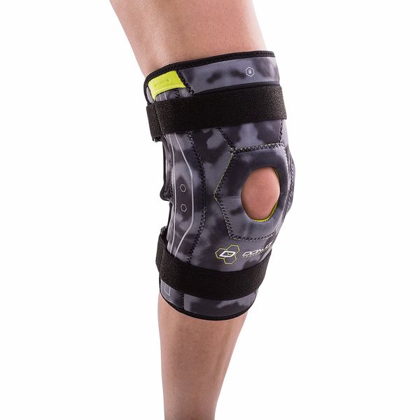 DonJoy Performance Bionic Knee Support Brace: Camo, Small