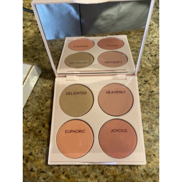 DOLL 10 "Blushful Brilliance" Talc-Free Mineral Blush Palette - 4 Shades NIB