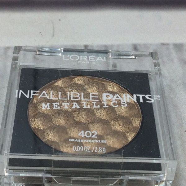 L'Oreal Paris Infallible Paints Metallic Single Eyeshadows 402 Brass Knuckles