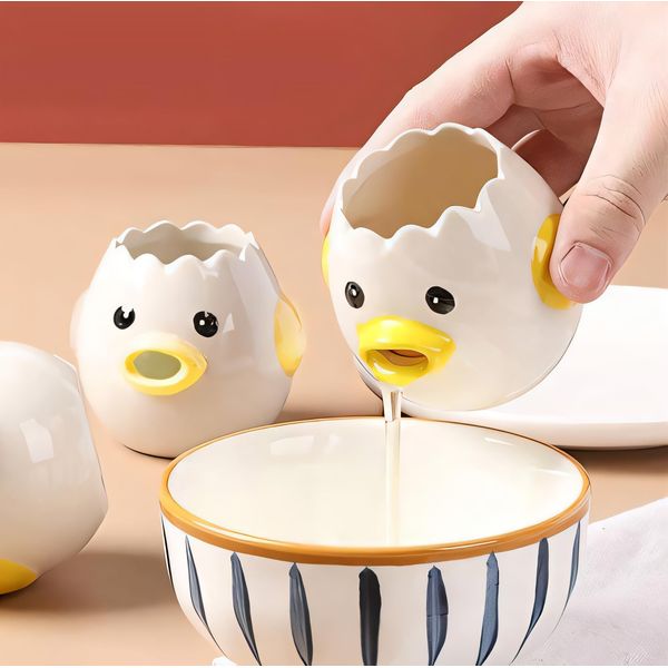 VSREI Egg Separator, Ceramic Egg Yolk White Egg Separator, Portable Kitchen Gadgets Baking Tool - Yellow Chicken