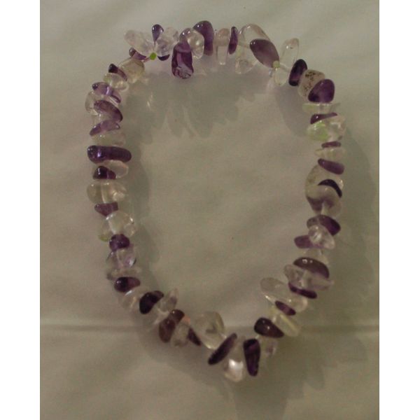 AMETHYST AND CLEAR QUARTZ CHIP BEAD HEALING CRYSTAL BRACELET
