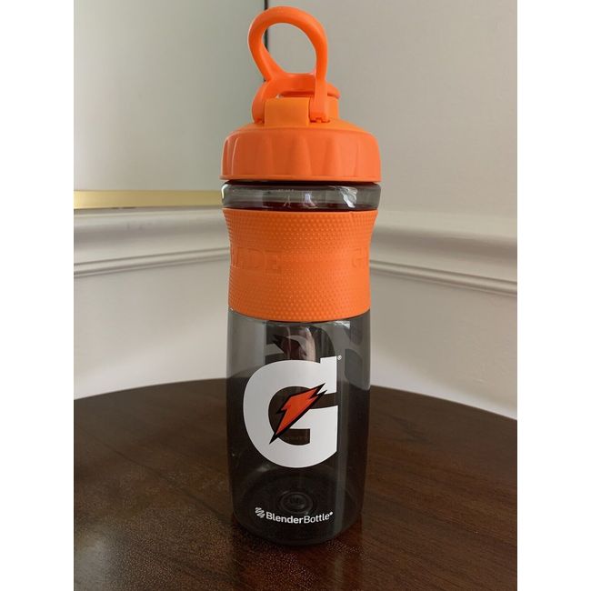 Gatorade Premium BlenderBottle 28oz. Water Blender Bottle Sport Mixer –  Cowing Robards Sports