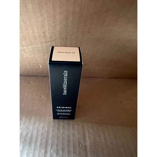 bareMinerals Original Liquid Mineral Foundation - SPF 20 (Light Beige 09)