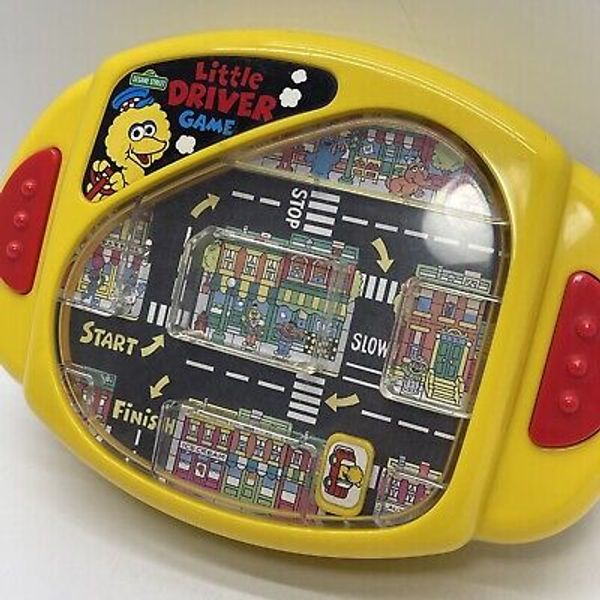 Vintage 1993 Sesame Street LITTLE DRIVER GAME Big Bird Handheld Electronic Toy