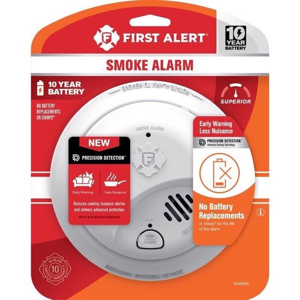 First Alert 10 Year Ionization Battery-Powered Ionization Smoke Detector 1 pk