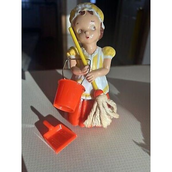 Vintage 1950 Irwin Nina Mother’s Helper Wind-Up Toy Complete RARE Mop Bucket Toy