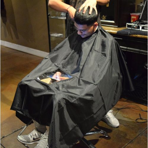 TRADERPLUS Hair Cutting Gown Cape with Viewing Window Hairdresser Barber Stylist Hair Cut 57x47