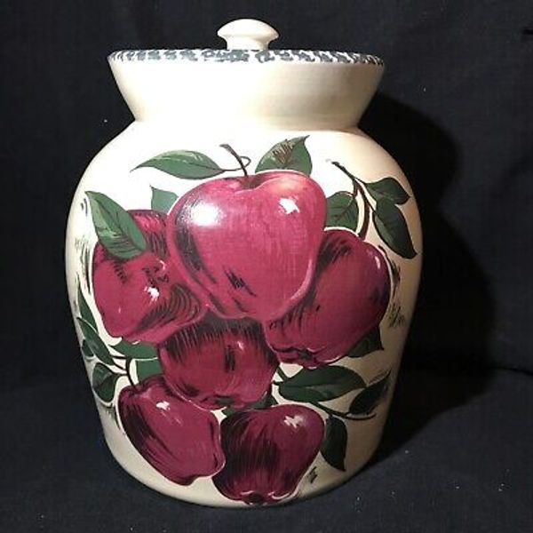 1998 Home & Garden Party Apples XL Canister, Cookie Jar, Pet Treat Canister USA