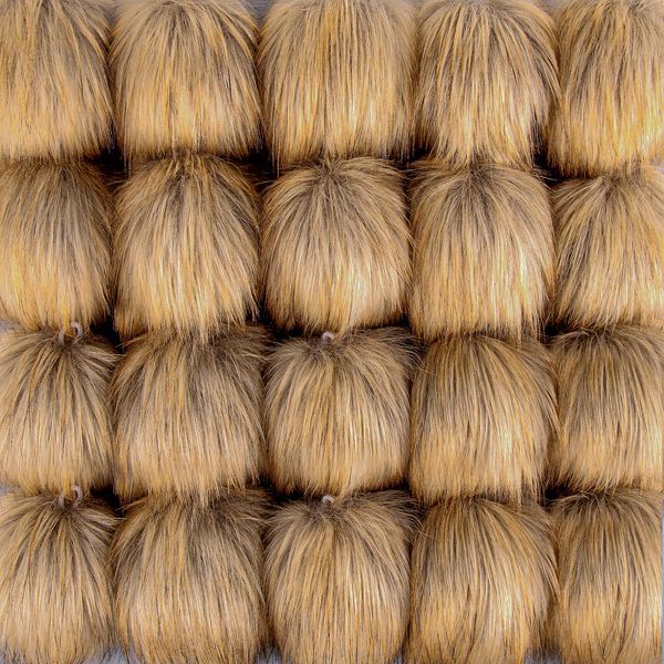 SIQUK 20 Stück Kunstfell Pompons Brown Fellbommel für Mützen Schlüsselanhänger Weihnachtsdekoration