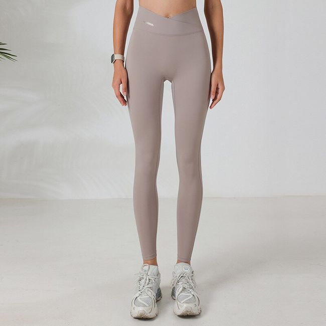 Stretchy Nylon Gym Leggings Women Yoga Pants with Pockets Anti