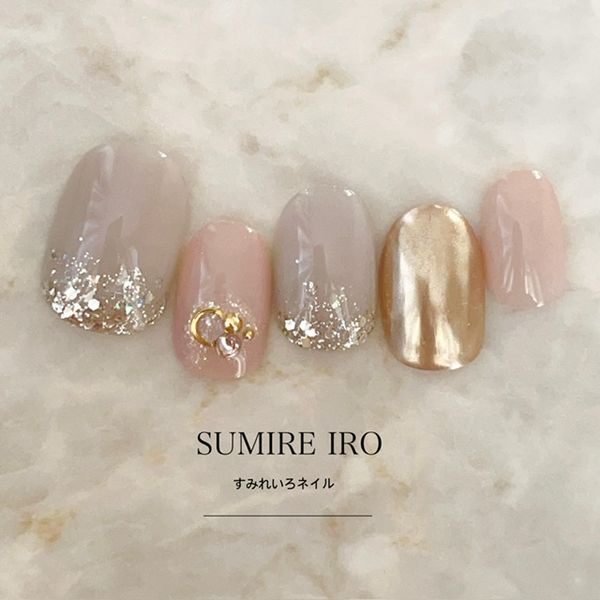 Nail tips False nails Bridal nails Short Coming-of-age nails Design Simple nails Nail Beige nails Small nails Large nails Very short Chibi nails Adult nails False nails Custom nails<br> [o2159] Gray glitter gradation beige mirror