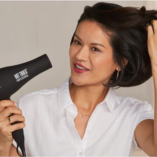 Hot Shot Tools Helen Of Troy Turbo Ionic Ceramic Tourmaline Salon Dryer