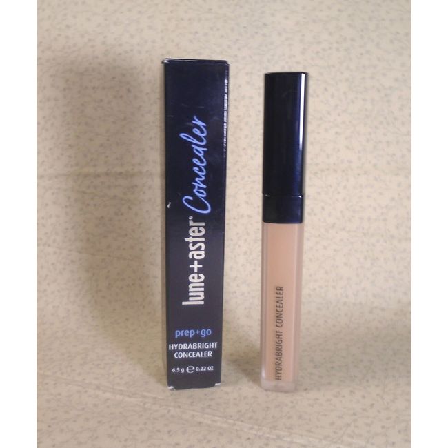 LUNE+ASTER PREP+GO HYDRABRIGHT CONCEALER MEDIUM 0.22 OZ BOXED