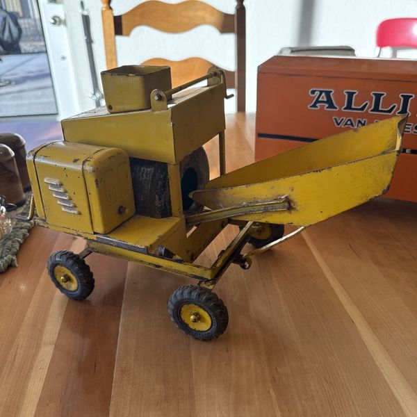 Vintage Doepke 1950 Cement Mixer